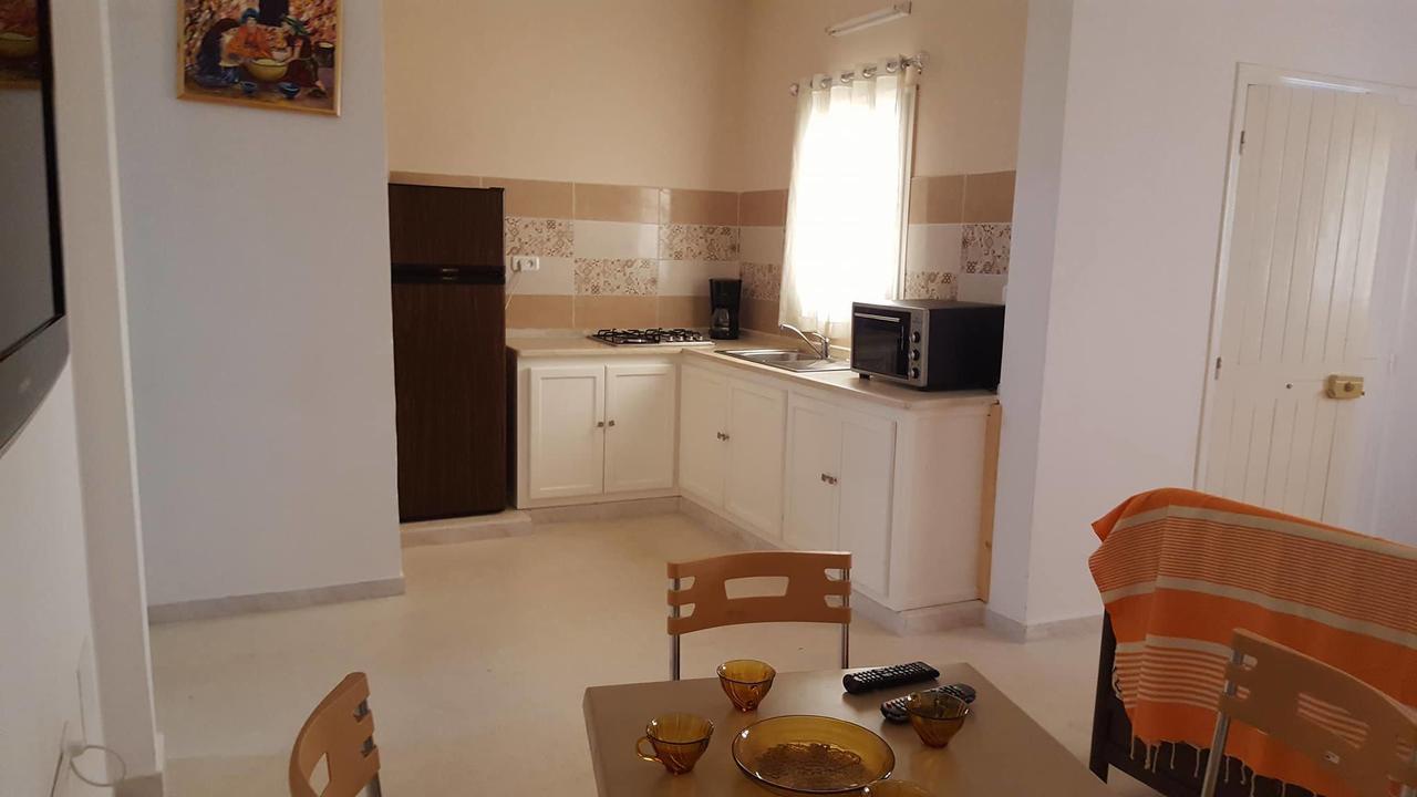 Appartement à Houmt Souk Jerba Bagian luar foto