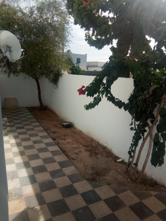 Appartement à Houmt Souk Jerba Bagian luar foto